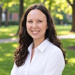 Portrait of Caitlin Lindstrom